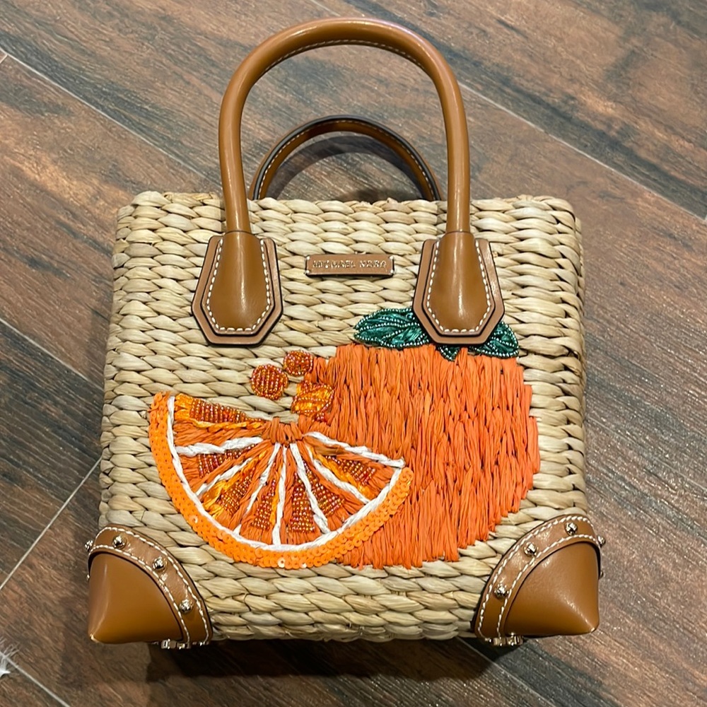 COPY - Michael Kors Straw Bucket Bag
